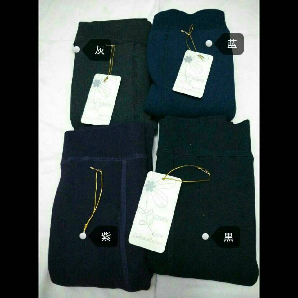 ���ˣ���ɫ�������»������һЩ