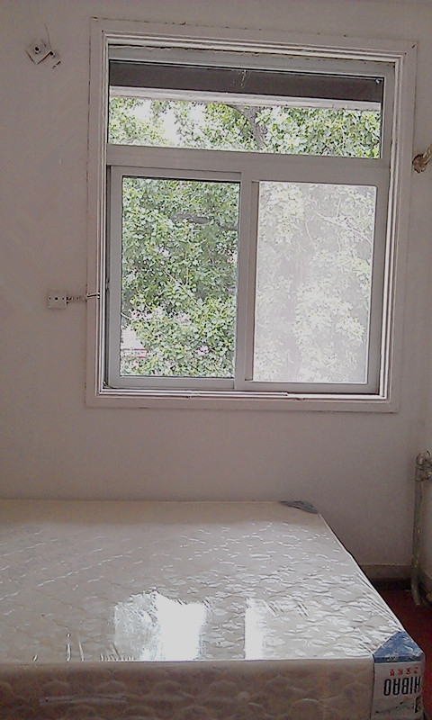 �����Ĵ��ӣ���װ�ϴ����˺ʹ���